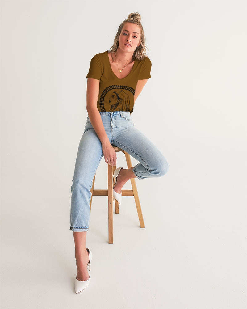 Queen V-Neck Tee