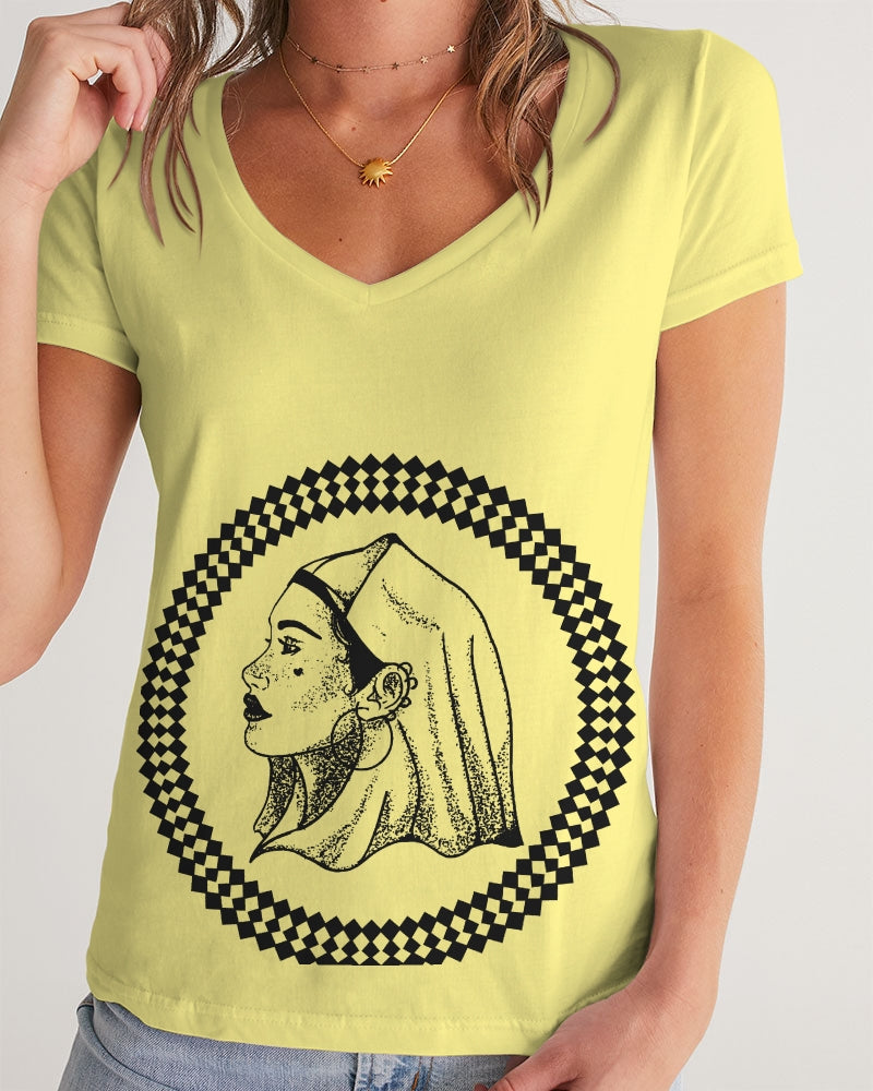 Queen V-Neck Tee